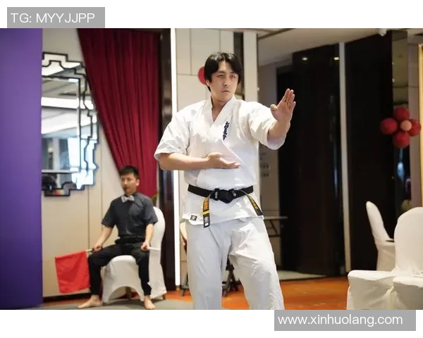 秋山成勋:从武道传奇到现代文化的多元探索之旅