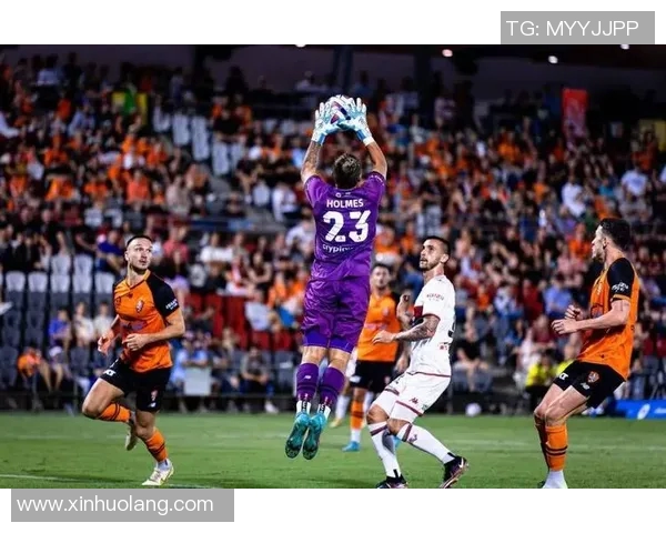 曼联对阵狼队的精彩比分结果分析与比赛亮点回顾