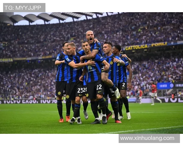 姆希塔良的传奇之路：从天才少年到足球巨星的成长历程