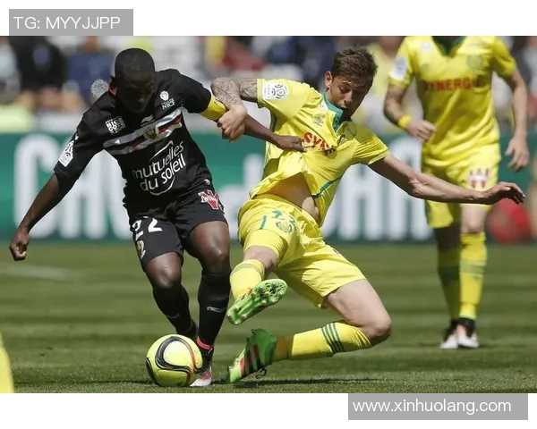 圣埃蒂埃与里昂巅峰对决谁能在法甲赛场上笑到最后